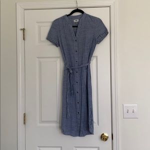 Old Navy gingham white and navy dress! (size s)